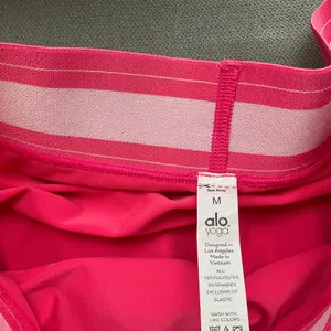 Alo Yoga Match Point Tennis Skirt Pink Fuchsia M thumbnail 3