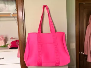 Aerie Hot pink bag thumbnail 2