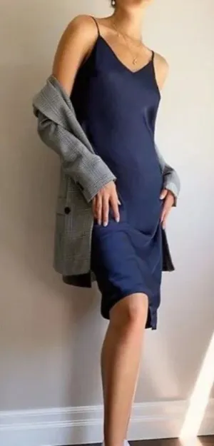 NEW/NWT Wilfred Only Total Eclipse Navy Blue Slip Dress Size Large Aritzia thumbnail 1