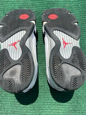 Air Jordan 14 Retro GS 'Black Toe' 2024 Size 6y Women’s Size 7.5 thumbnail 6