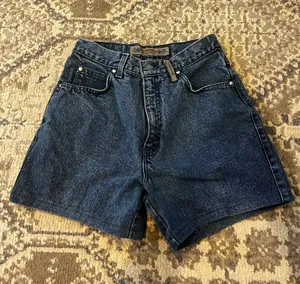 Vintage Levi’s Shorts Denim thumbnail 1