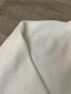 Abercrombie and Fitch Classic Crewneck Sweater - Cream thumbnail 4