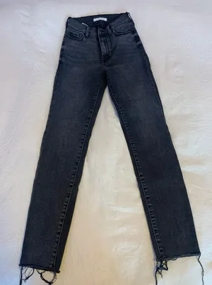 Jeans thumbnail 1