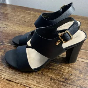 Cole Haan Octavia Black Leather Sandal size 7‎ thumbnail 4