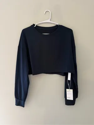NWT Halara Cropped Long Sleeve Athletic Top Navy Blue Medium thumbnail 3