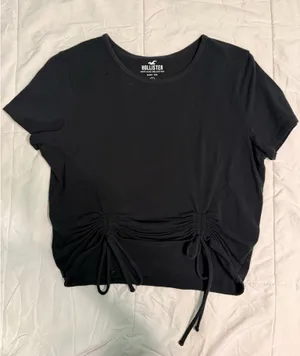 Hollister Crop Top thumbnail 1