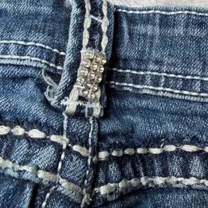 Cowgirl Tuff Womens Size 31x33 Glamor Bootcut Jeans Blue Denim Stretch Western thumbnail 8