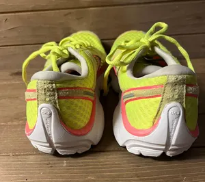 Brooks cadence neon yellow running shoes size 8 thumbnail 5