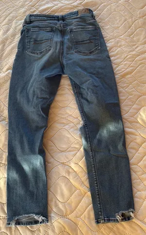 American Eagle Mom Jeans thumbnail 4