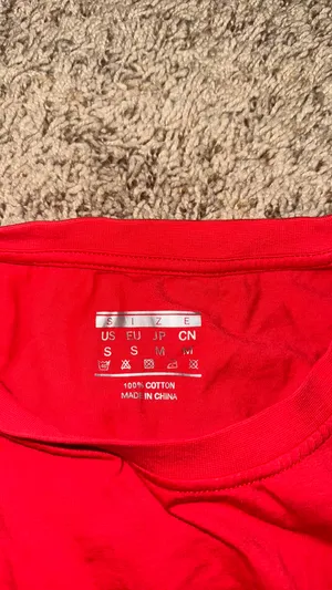 Amazon Plain red t-shirt thumbnail 3