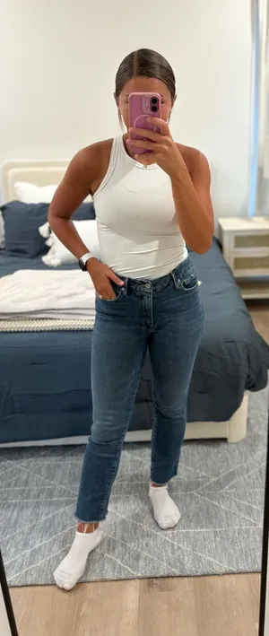 Good American Straight Leg Jeans thumbnail 1
