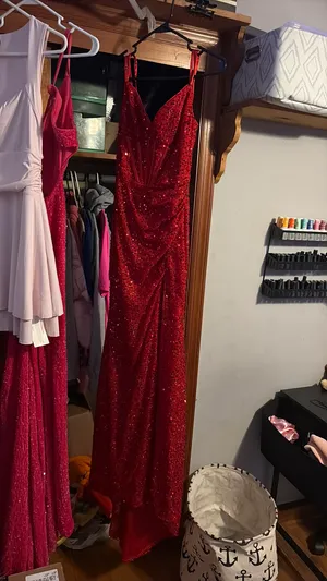 Shein Red Prom Dress thumbnail 2