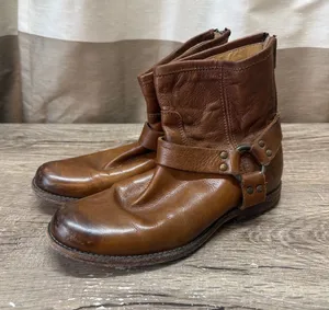 FRYE‎ Phillip Harness Leather Ankle Boots Brown Moto Biker size 7.5 thumbnail 1