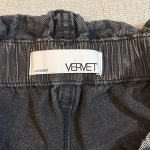 Vervet Paperbag Waist Mom Jeans Size 27 Black‎ Acid Wash High Rise Vintage Retro thumbnail 3