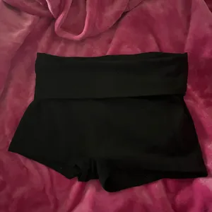 Size Small Foldover Shorts Black thumbnail 2