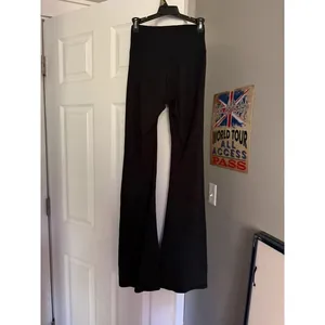 Sunzel V-Waist Flare Legging - Black Wide Leg / Bell Bottom - XS thumbnail 4