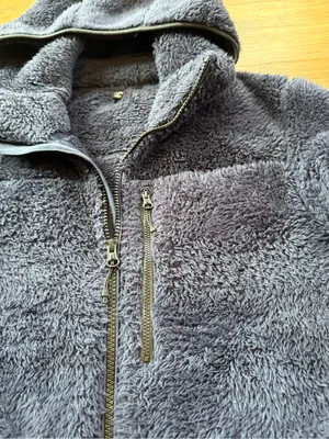Uniqlo Women’s Navy Plush Hooded Fleece Jacket Size M thumbnail 5