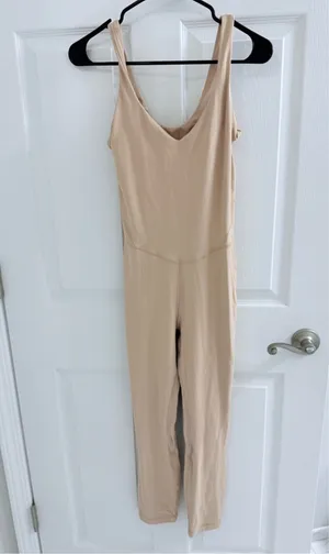 Lululemon Align Bodysuit 25” Sz 6 thumbnail 4