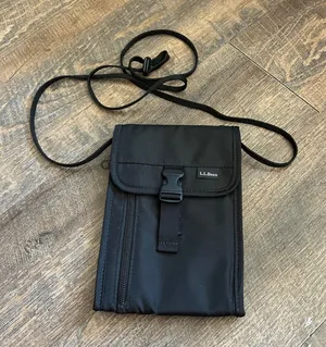 LL Bean Black‎ Nylon Neck Wallet Travel Pouch Crossbody Passport Organizer Bag thumbnail 1