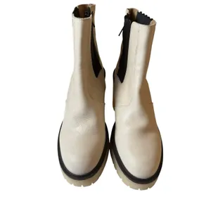 Free People Lug Sole James Chelsea Boots White Leather NEW Size EU 38 US 7.5 thumbnail 4