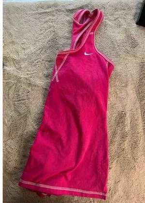 Nike Women's Pink Racerback Tank Top Standard Size M Sleeveless Activewear thumbnail 1