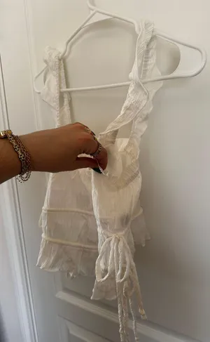 Boutique White Tank Top thumbnail 3