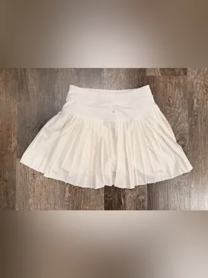 Athleta White  Pleated tennis  Mini skort thumbnail 3