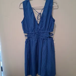 A Hint Of Blush Blue Sundress w/ Side Cutouts Sleeveless Back Tie Women's size L thumbnail 9
