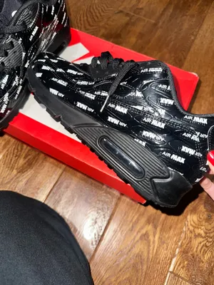 Women’s Nike Air Shoes thumbnail 3