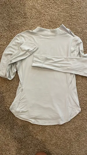 Lululemon Top thumbnail 2