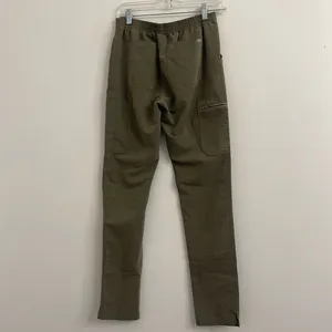 Figs woman olive green cargo scrubs size XS/T thumbnail 4