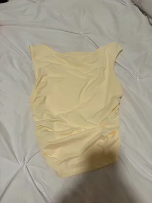 Yellow top thumbnail 2