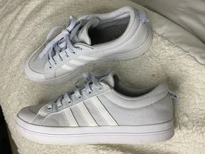 adidas Platform Womens Shoes Size 8.5 thumbnail 5