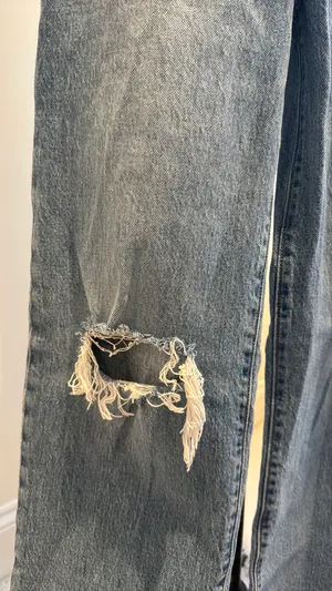 Levi’s Ribcage Straight Jeans thumbnail 2