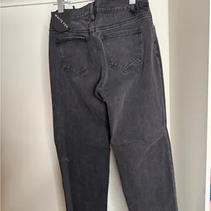 White Fox Boutique Acid Black High Rise Jeans thumbnail 5