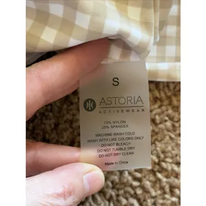 Astoria Activewear Beige Tan Gingham Check Long Sleeve Workout Gym Crop Top S thumbnail 9