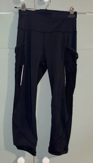 Lululemon Women’s Home Stretch Crop Leggings Size 2/XS thumbnail 1