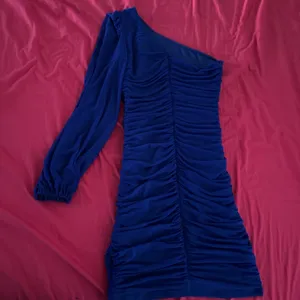 a blue ruffled hoco dress thumbnail 1