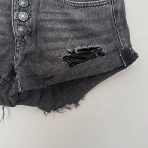 We The Free Free People Romeo Rolled Cuttoff Shorts 100% Cotton Distressed Sz 24 thumbnail 6