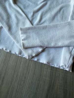 Athleta Athletic girl long sleeve!! thumbnail 3