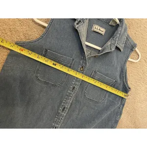 Vintage L.L. Bean Blue Denim Button Down Tank Top Sleeveless Shirt Women's XS thumbnail 7