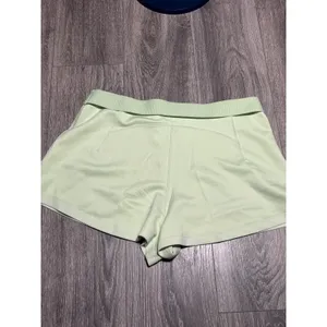 Lululemon Ribbed Softstreme High-Rise Short 2" Kohlrabi Green Size 14 thumbnail 8