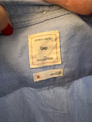 GAP The Fitted Boyfriend Long Sleeve Button Down Collared Shirt Medium Blue thumbnail 4