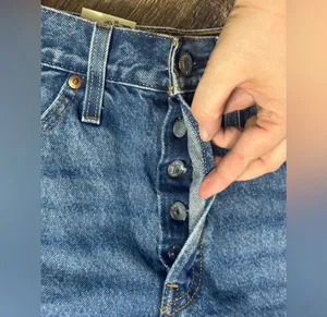 Levi’s NWT 501 Jean Shorts thumbnail 4