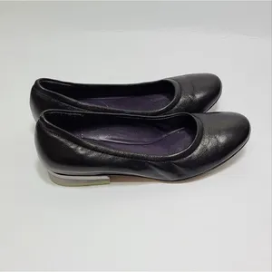 Vaneli Black Leather Round Toe‎ Ballet Flats Clear Lucite Block Heel Size 6.5 thumbnail 5