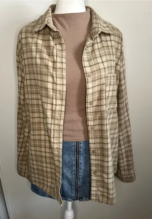 Cotton On Women's Oversized Plaid Brushed Flannel Button Down Shirt thumbnail 1