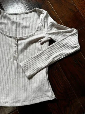 Dazy Shein Long Sleeve thumbnail 2