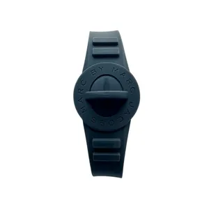 🆕Marc By Marc Jacobs Black Silicone Rubber Turnlock Bracelet thumbnail 2