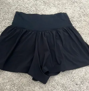 crossover shorts thumbnail 1