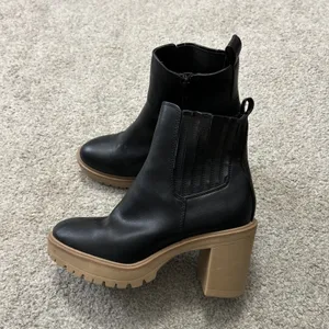 Dolce Vita‎ Jade platform Black Leather Lug Sole Boots Size 9 thumbnail 3